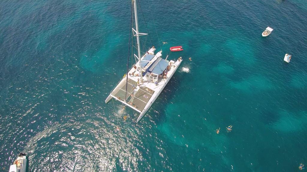 Excursion Isla de Tabarca con Alicante Catamaran