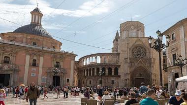 Valencia - Plaza de la Virgen